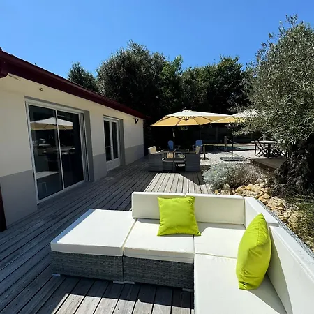 Dependance Avec Piscine Et Partages - 130 M * Soulac-sur-Mer