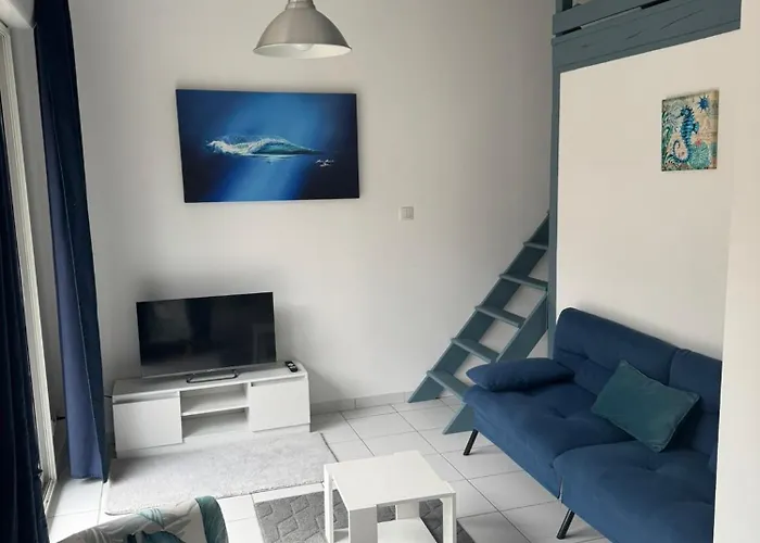 Dependance Avec Piscine Et Partages - 130 M منزل للإقامة