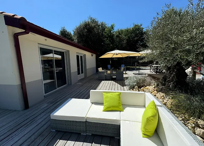 Dependance Avec Piscine Et Partages - 130 M * سولاك سور مير